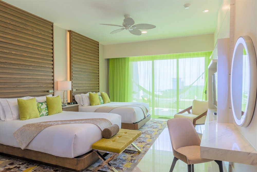 Villa del Palmar Cancun Luxury Beach Resort & Spa — Hotel rooms in Playa Mujeres, Quintana Roo
