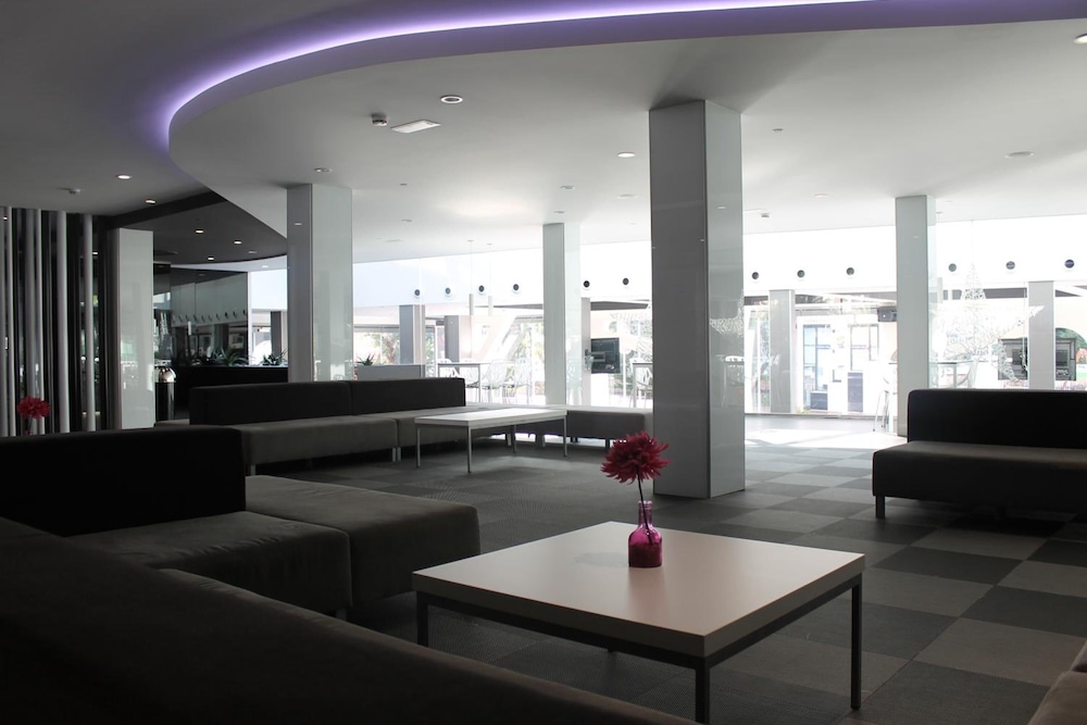 Flash Hotel – Adults recommended — Hotel building in Benidorm, Valencian Community