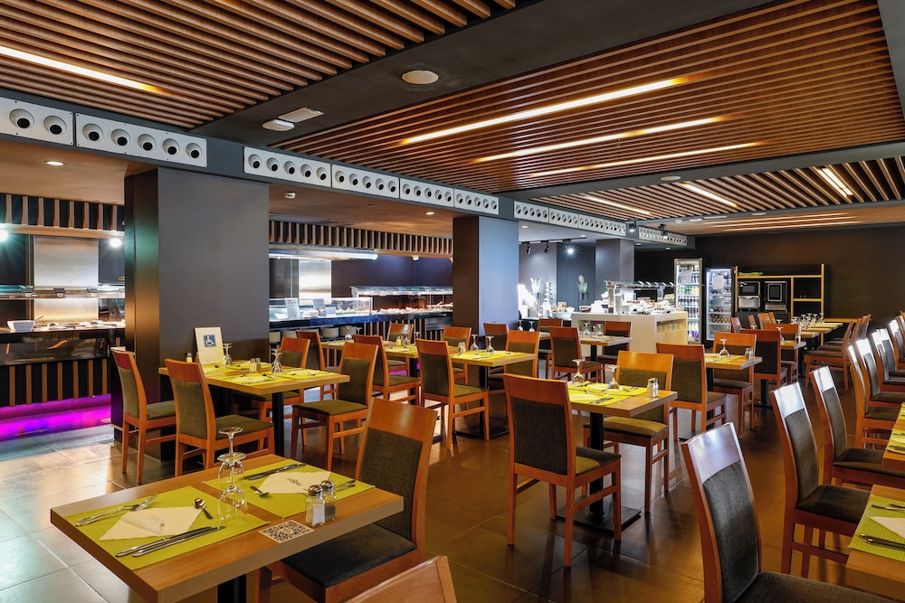 Flash Hotel – Adults recommended — Restaurant & bars in Benidorm, Valencian Community