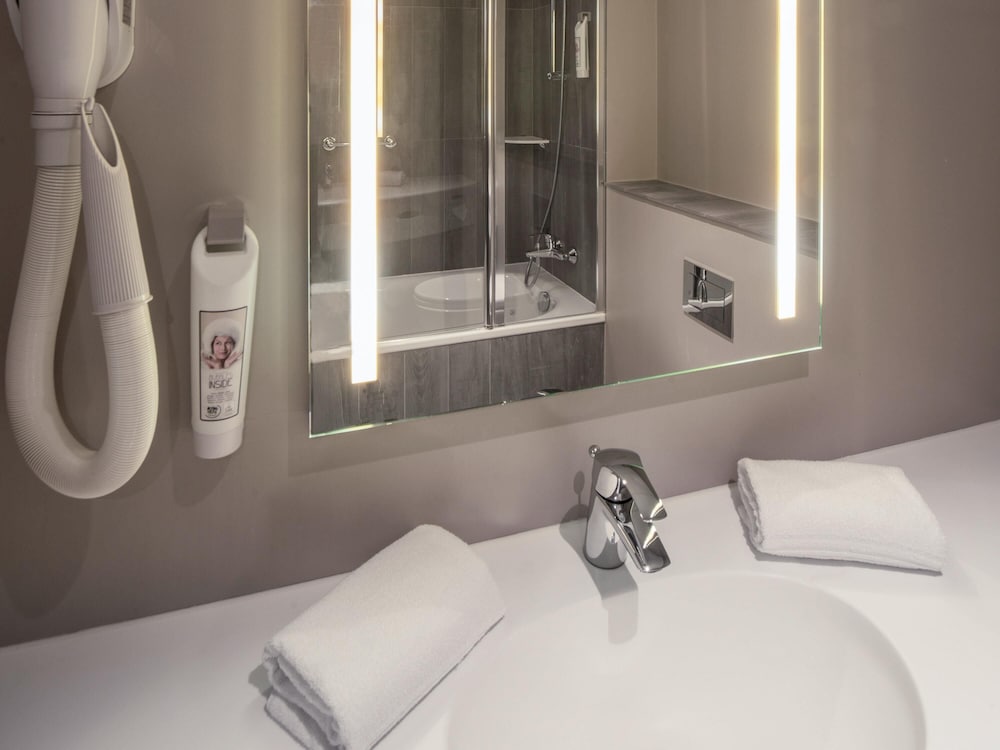ibis Poznan Centrum — Hotel rooms in Poznan, Greater Poland