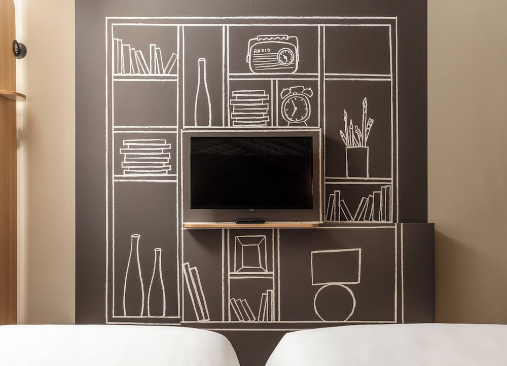 ibis Poznan Centrum — Hotel rooms in Poznan, Greater Poland