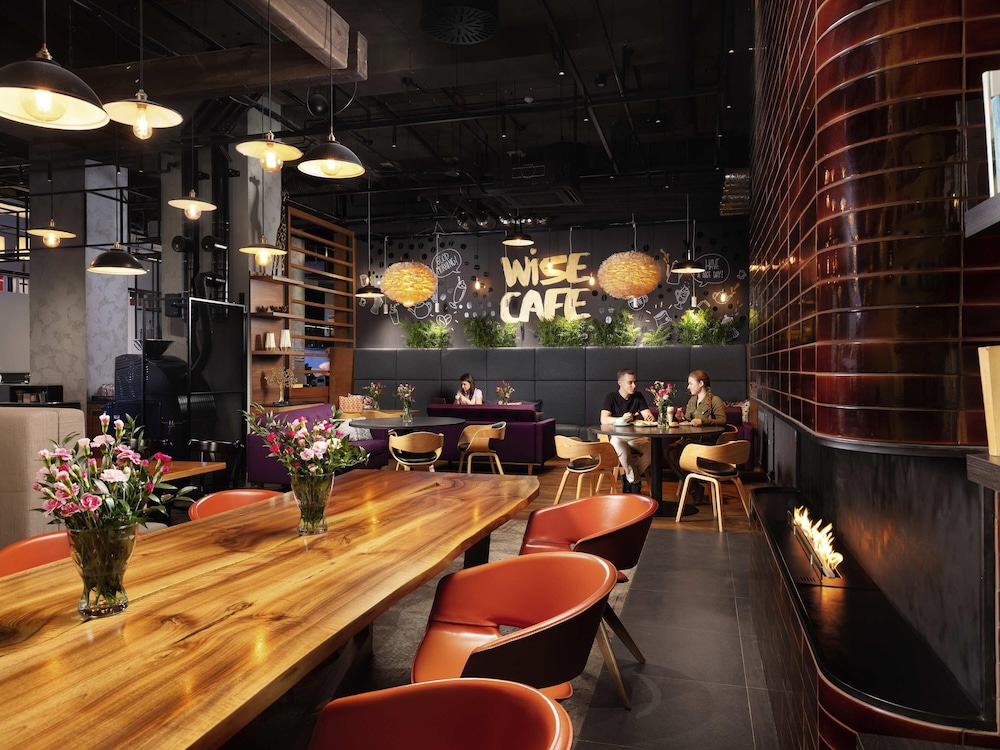 ibis Poznan Centrum — Restaurant & bars in Poznan, Greater Poland