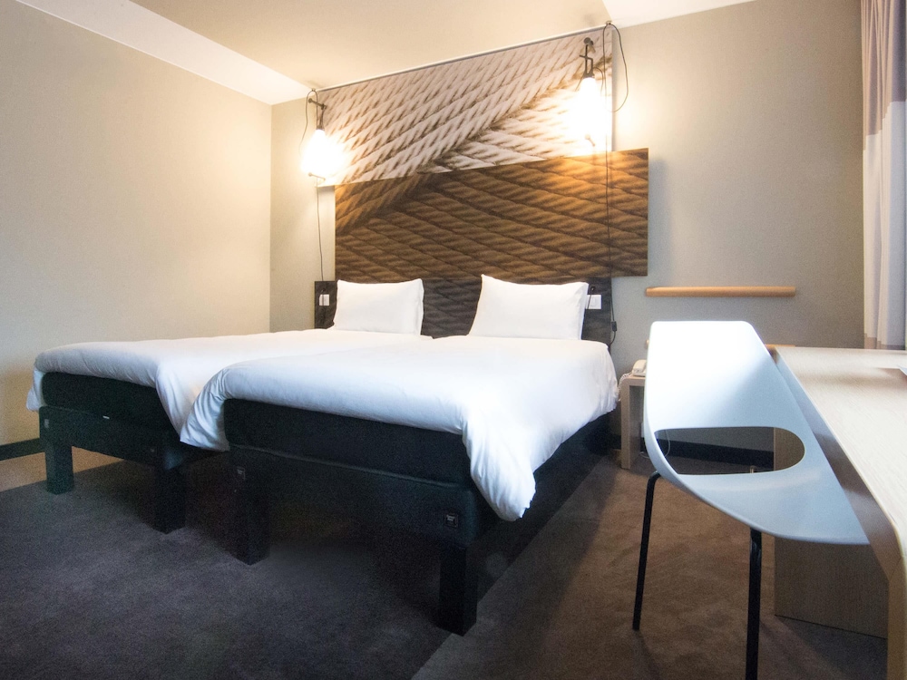 ibis Poznan Centrum — Hotel rooms in Poznan, Greater Poland