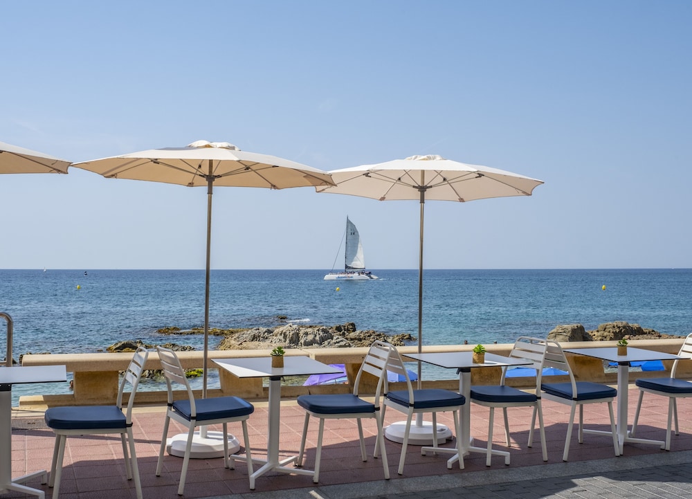 Hotel Rosamar Maxim - Adults Only +21 — Restaurant & bars in Lloret de Mar, Catalonia