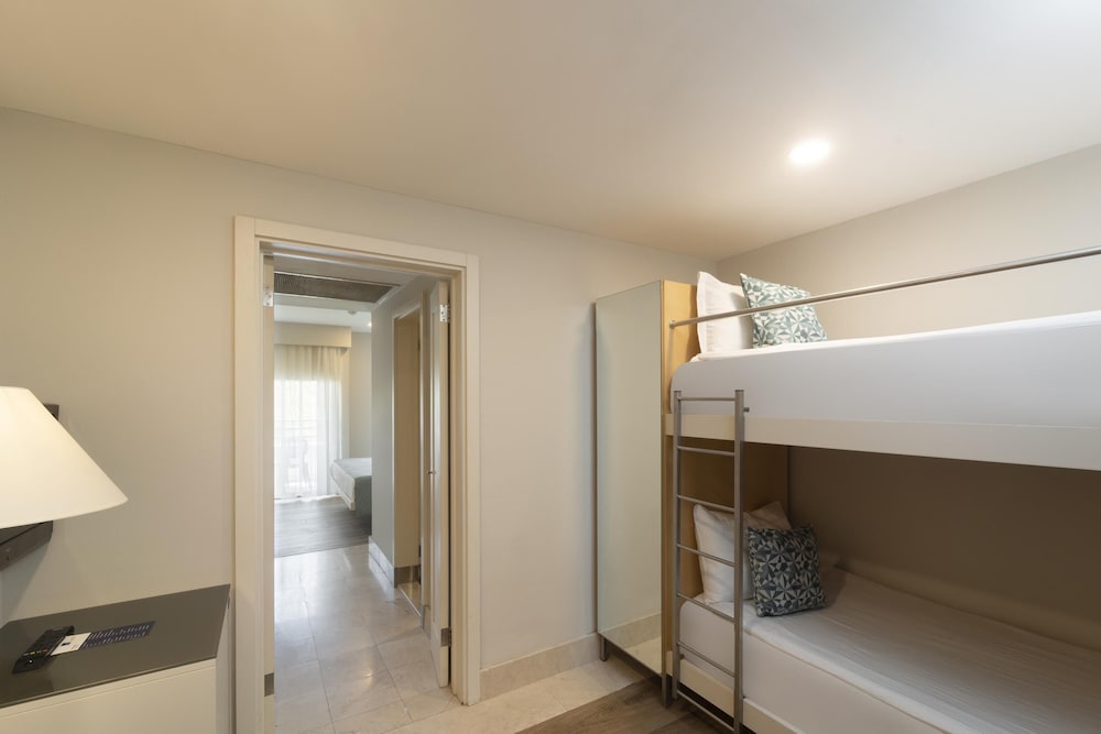 TUI Blue Xanthe-All Inclusive — Hotel rooms in Side