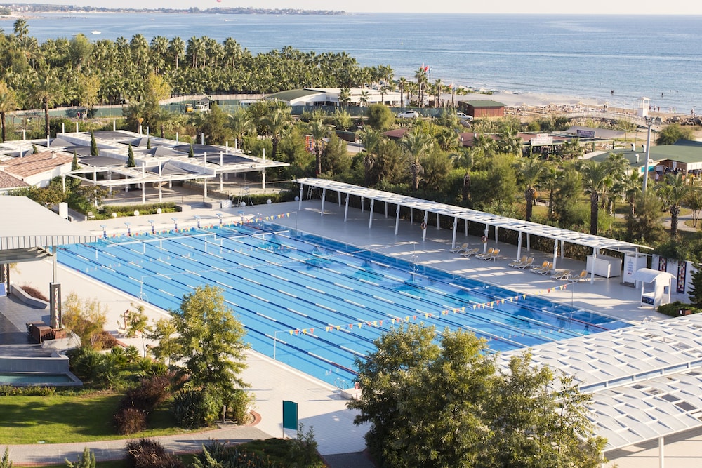 TUI Blue Xanthe-All Inclusive — Swimming pool in Side
