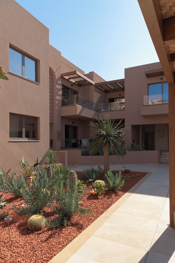 Paralos Venus Suites - Adults Only — Hotel building in Hersonissos