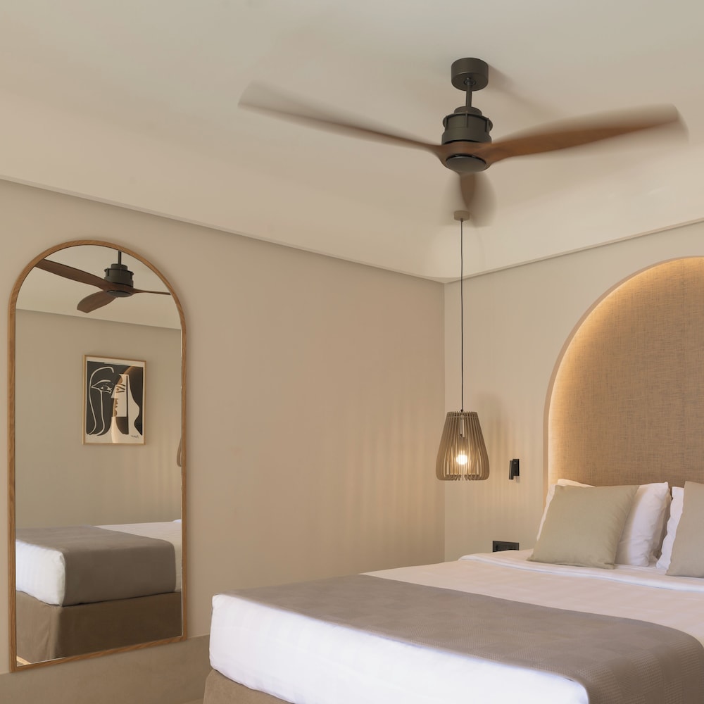 Paralos Venus Suites - Adults Only — Hotel rooms in Hersonissos