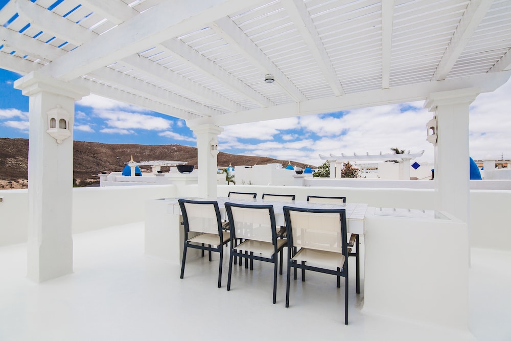 Bahiazul Resort Fuerteventura — Hotel building in Corralejo, Canary Islands