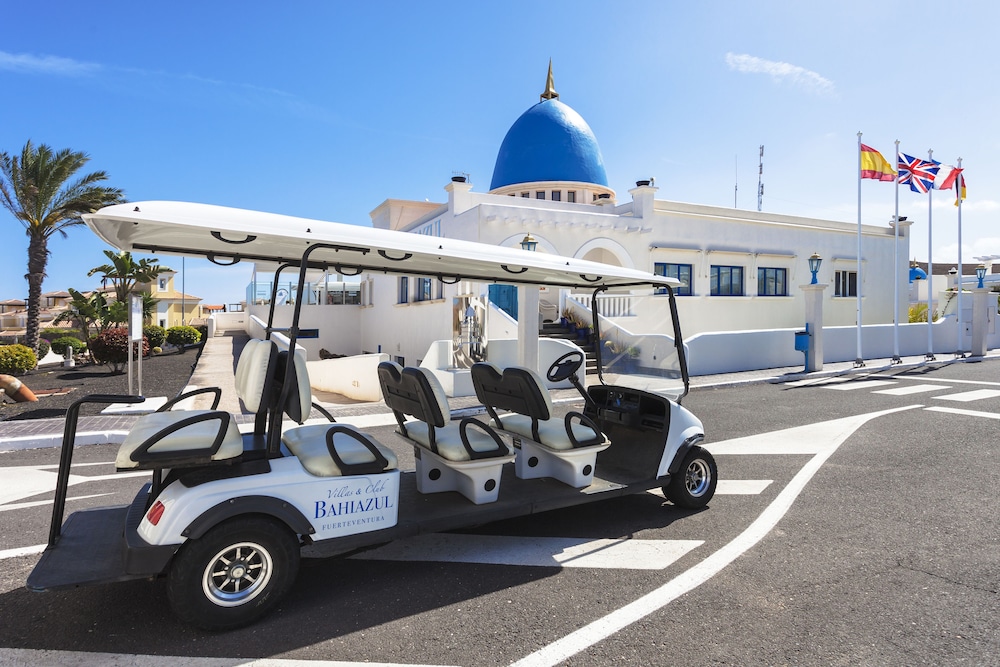 Bahiazul Resort Fuerteventura — Hotel building in Corralejo, Canary Islands