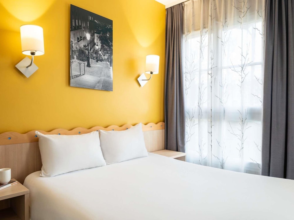 Aparthotel Adagio Val d'Europe près de Disneyland Paris — Hotel rooms in Disneyland Paris, Ile-de-France