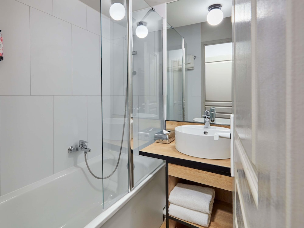 Aparthotel Adagio Val d'Europe près de Disneyland Paris — Hotel rooms in Disneyland Paris, Ile-de-France