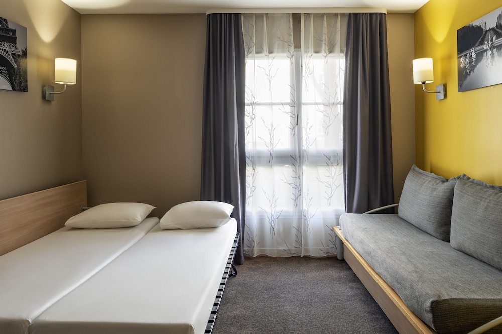 Aparthotel Adagio Val d'Europe près de Disneyland Paris — Hotel rooms in Disneyland Paris, Ile-de-France