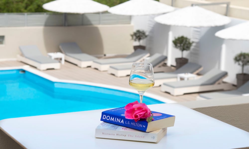 Elounda Garden Suites — Swimming pool in Elounda