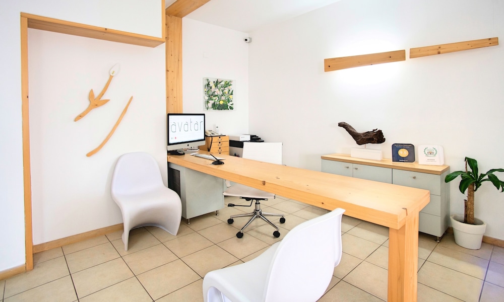Elounda Garden Suites — Hotel building in Elounda