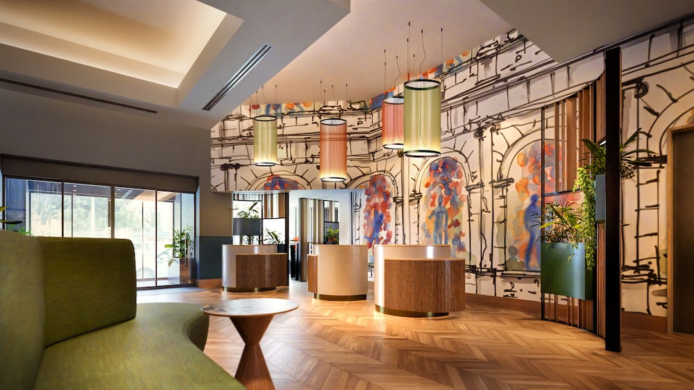 Hilton Garden Inn Rome Colosseum — Hotel building in Rome, Lazio
