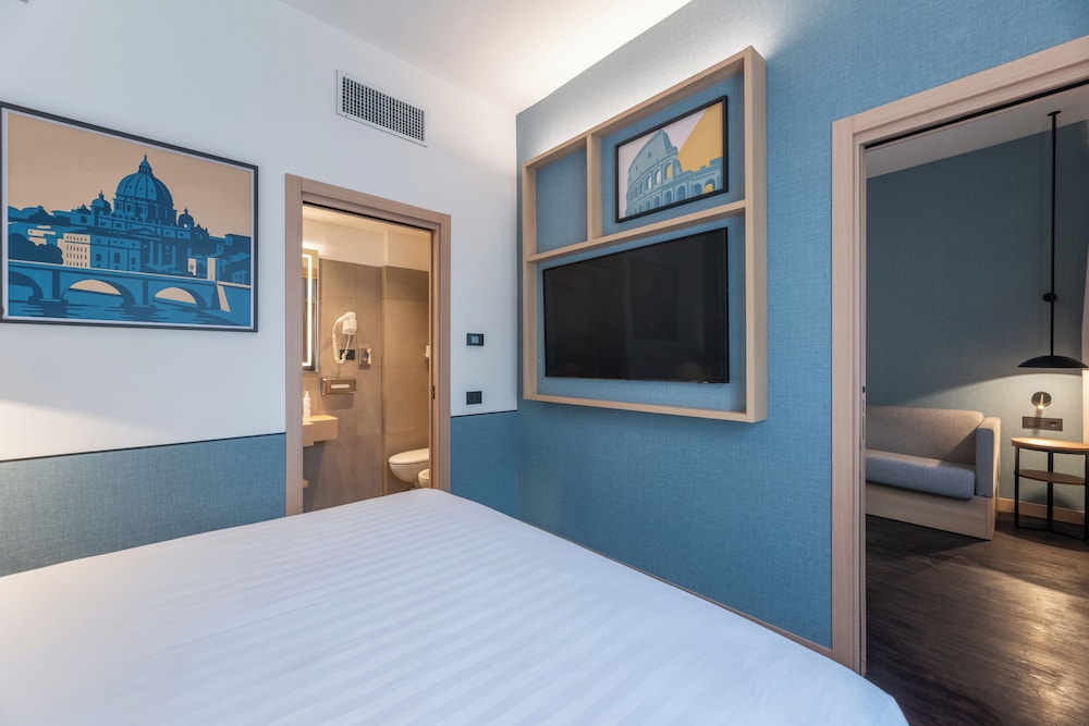 Hilton Garden Inn Rome Colosseum — Hotel rooms in Rome, Lazio