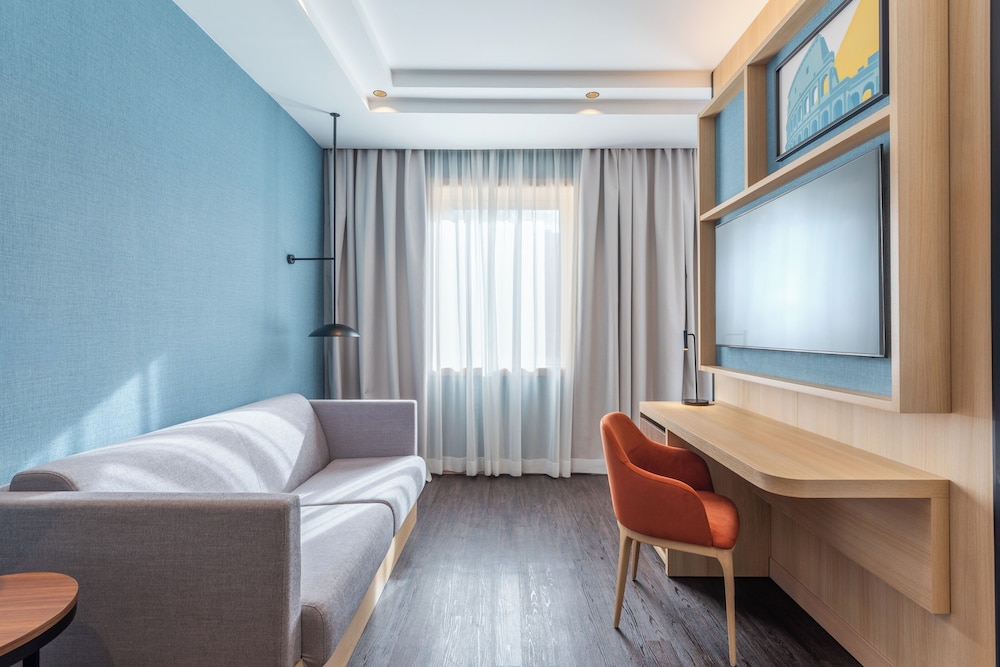 Hilton Garden Inn Rome Colosseum — Hotel rooms in Rome, Lazio