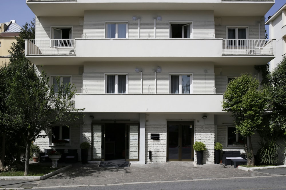 c-hotels Club House Roma — Main photo in Rome, Lazio