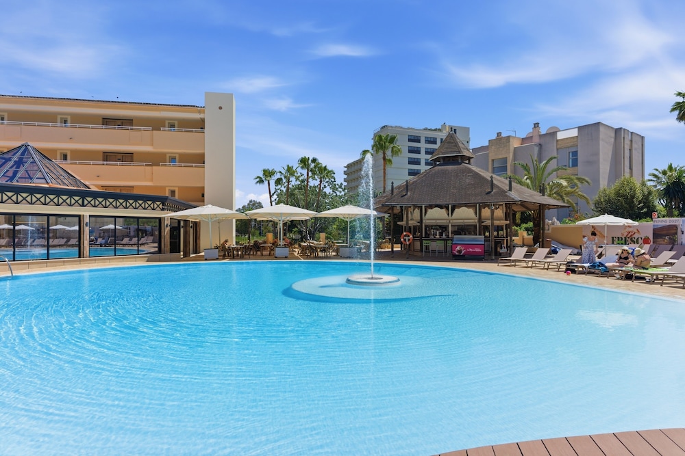 Aquasol Aparthotel — Swimming pool in Palma Nova, Balearic Islands