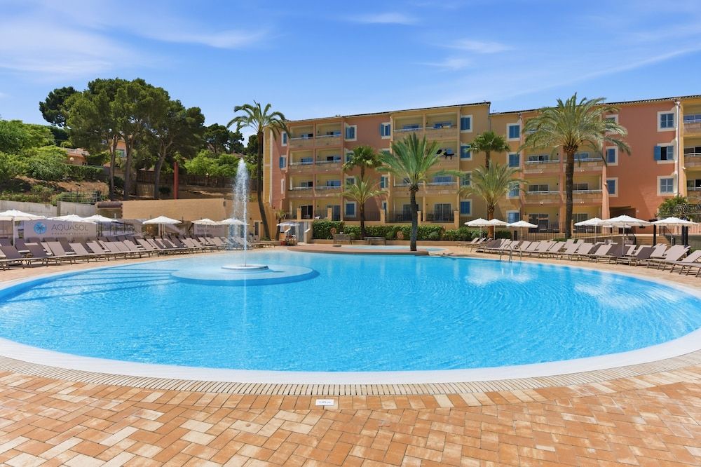 Aquasol Aparthotel image