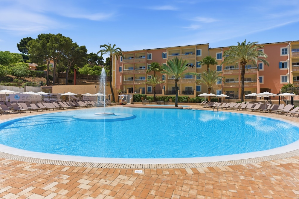 Aquasol Aparthotel — Main photo in Palma Nova, Balearic Islands