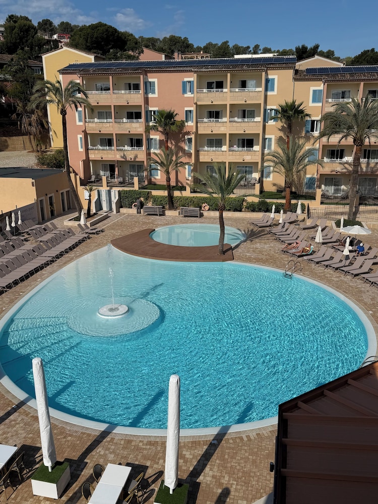 Aquasol Aparthotel — Swimming pool in Palma Nova, Balearic Islands