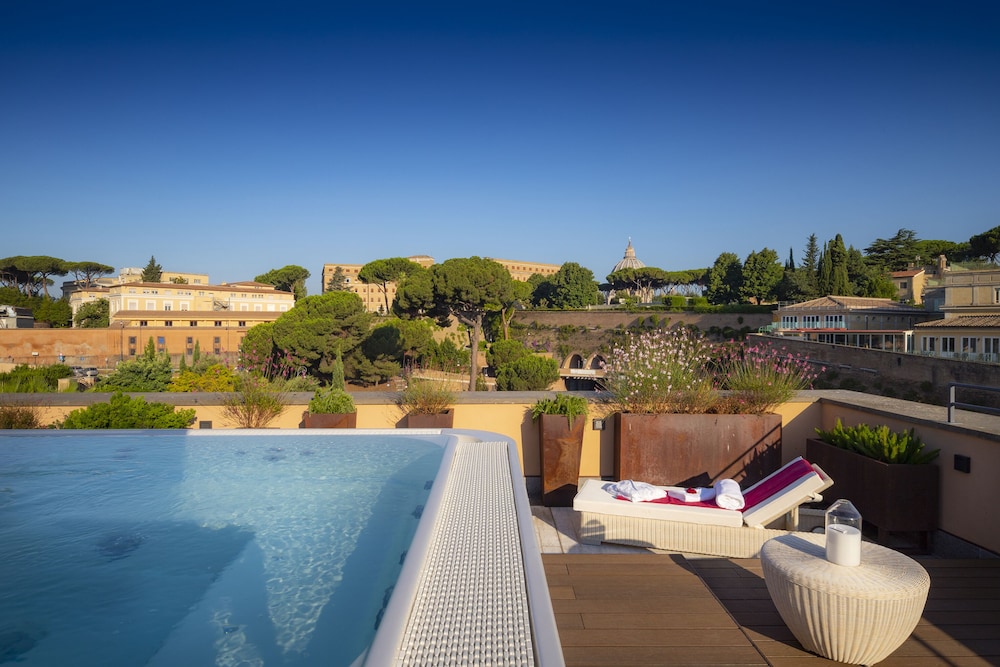 Villa Agrippina Gran Meliá - The Leading Hotels of the World — Swimming pool in Rome, Lazio