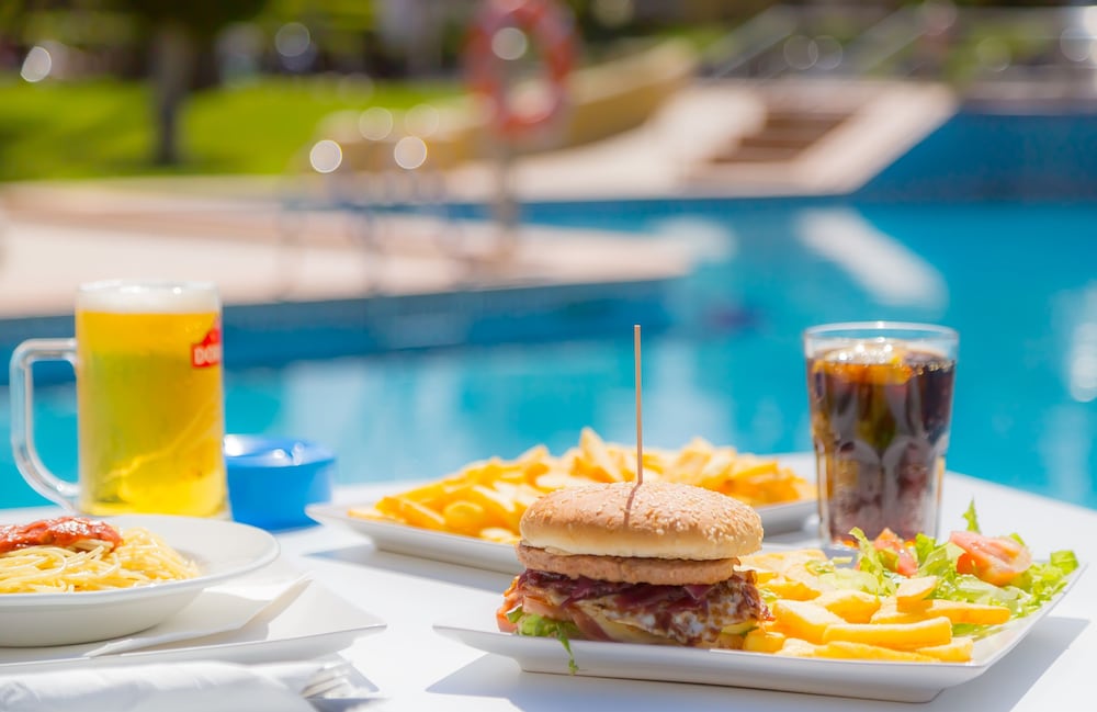 Apartamentos Atlantic Garden Beach Mate — Restaurant & bars in Corralejo, Canary Islands