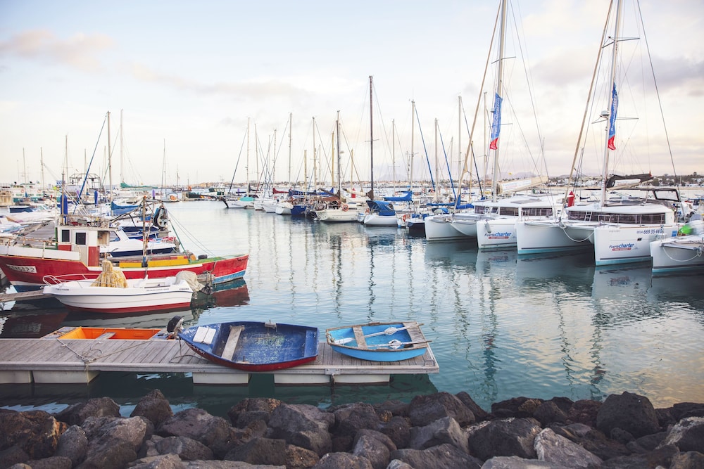Apartamentos Atlantic Garden Beach Mate — Beach in Corralejo, Canary Islands