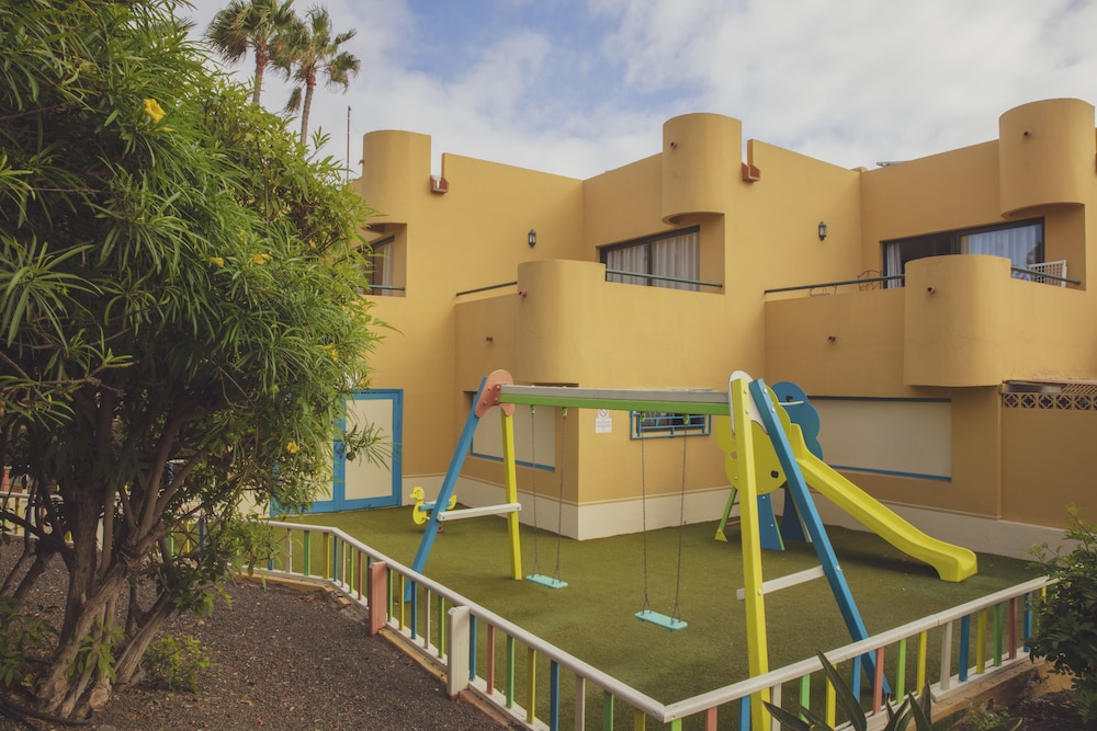 Apartamentos Atlantic Garden Beach Mate — Attractions for children in Corralejo, Canary Islands