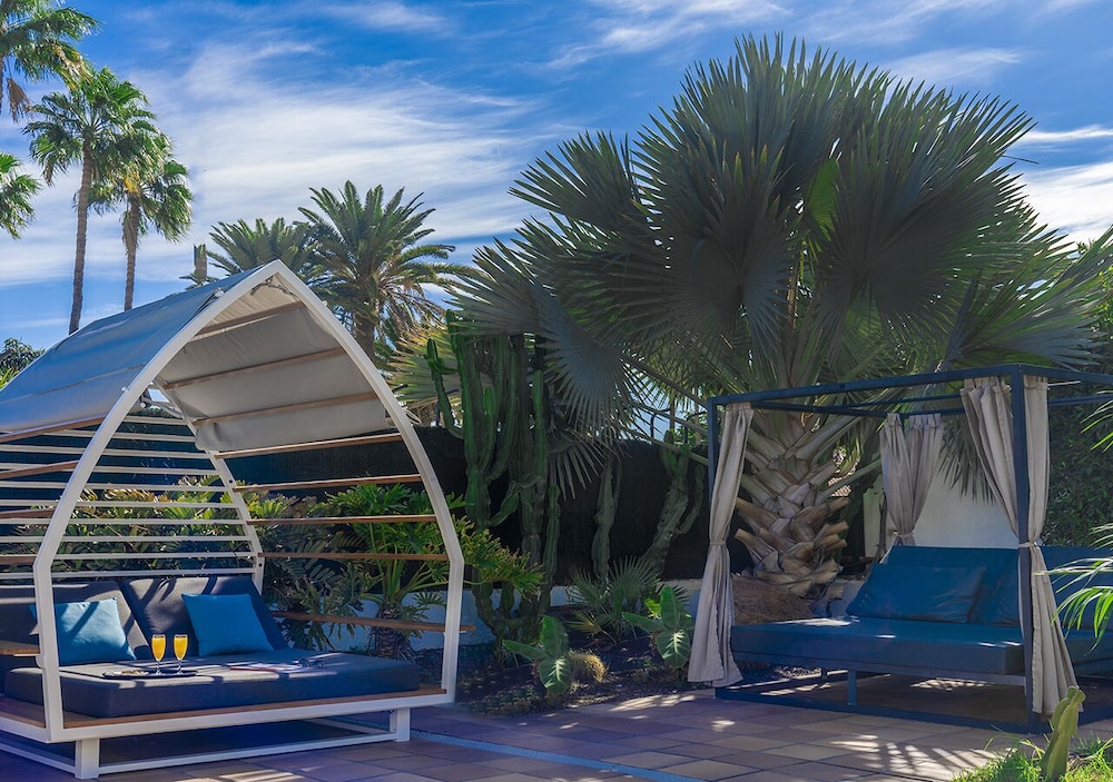 Axel Beach Maspalomas - Adults Only — Swimming pool in Playa del Ingles, Canary Islands