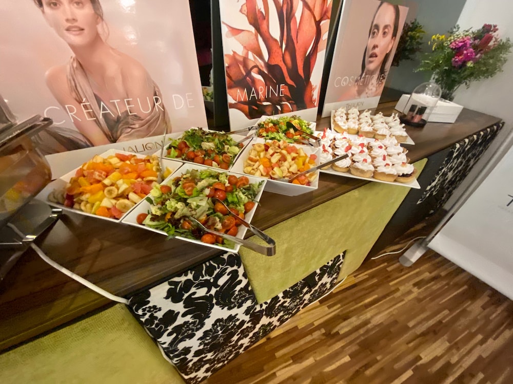 MOODs Boutique Hotel — Restaurant & bars in Prague, Prague