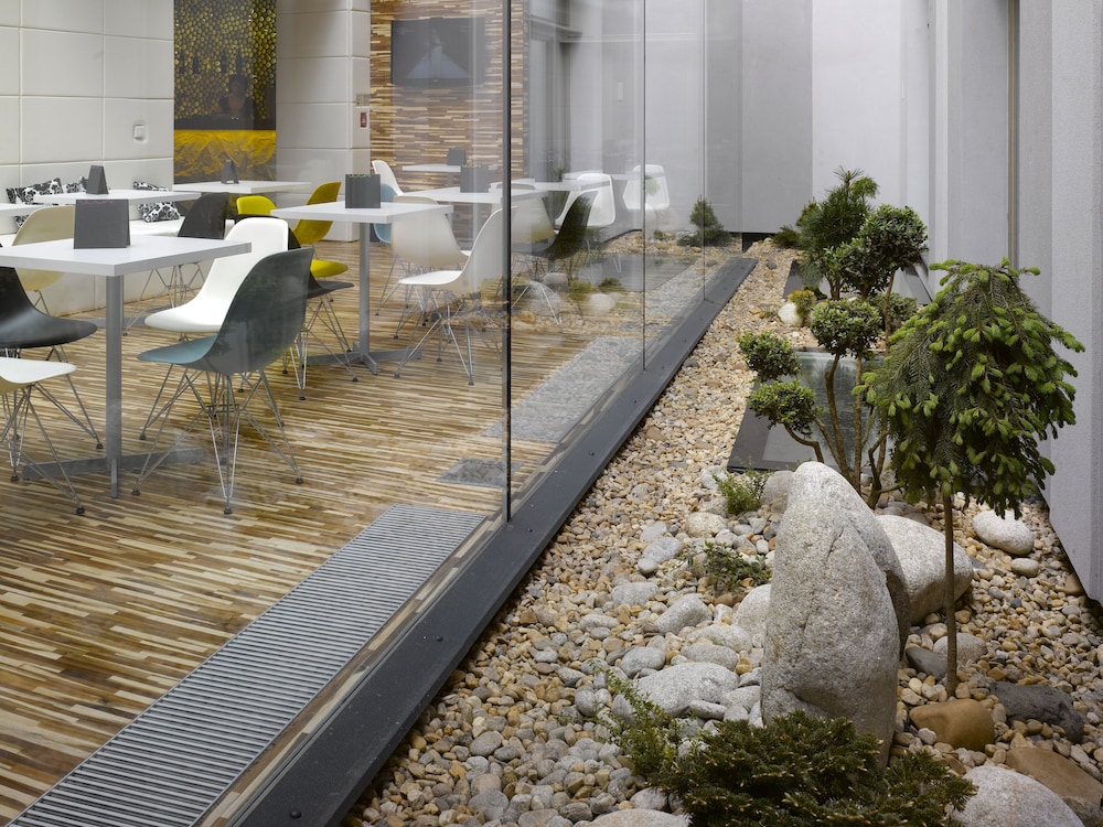 MOODs Boutique Hotel — Restaurant & bars in Prague, Prague
