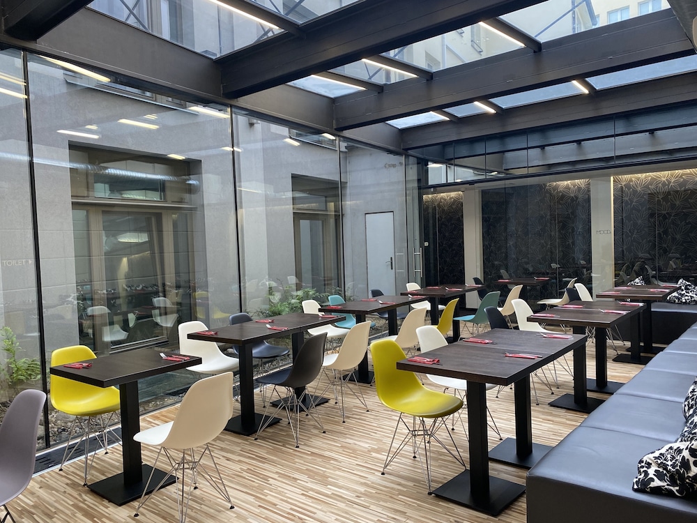 MOODs Boutique Hotel — Restaurant & bars in Prague, Prague