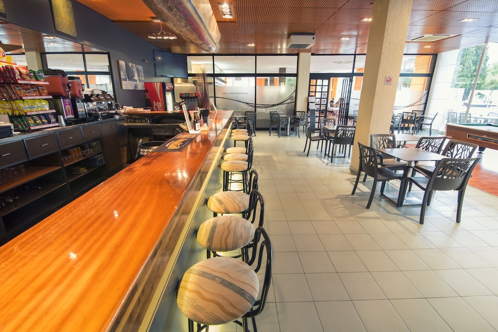 azuLine Hotel Pacific — Restaurant & bars in San Antonio, Balearic Islands