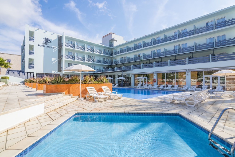 azuLine Hotel Pacific — Swimming pool in San Antonio, Balearic Islands
