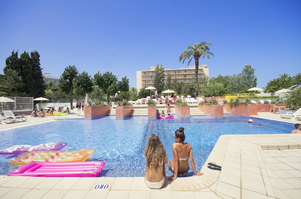 azuLine Hotel Pacific — Swimming pool in San Antonio, Balearic Islands