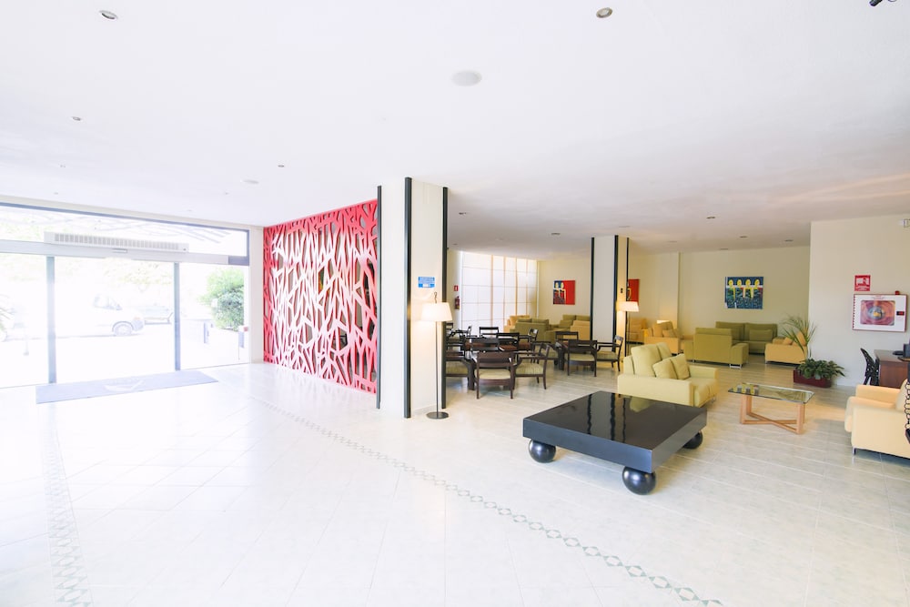 azuLine Hotel Pacific — Hotel building in San Antonio, Balearic Islands