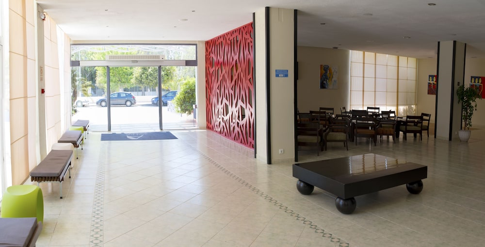azuLine Hotel Pacific — Hotel building in San Antonio, Balearic Islands