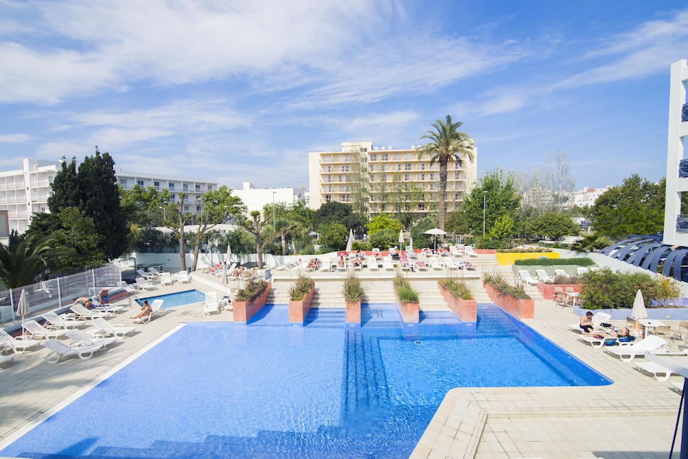 azuLine Hotel Pacific — Swimming pool in San Antonio, Balearic Islands