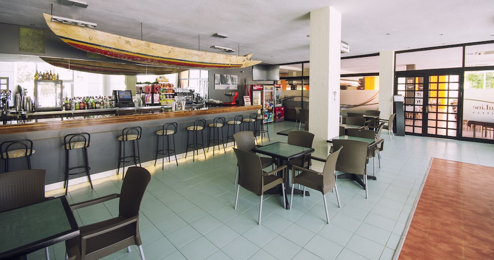 azuLine Hotel Pacific — Restaurant & bars in San Antonio, Balearic Islands