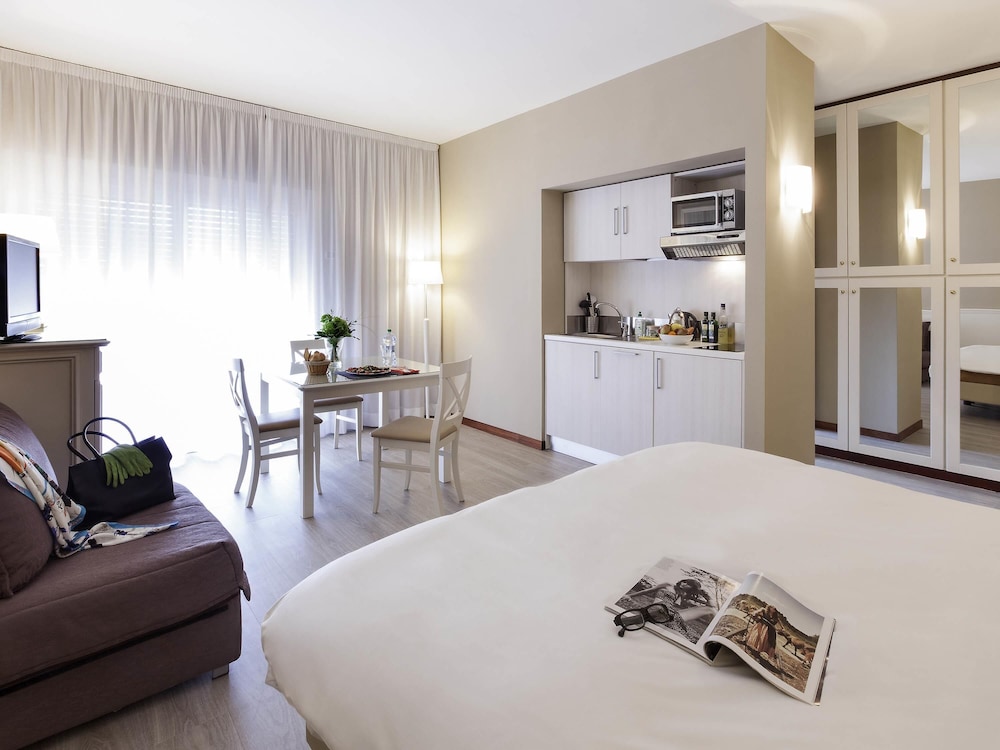 Aparthotel Adagio Rome Vatican — Hotel rooms in Rome, Lazio