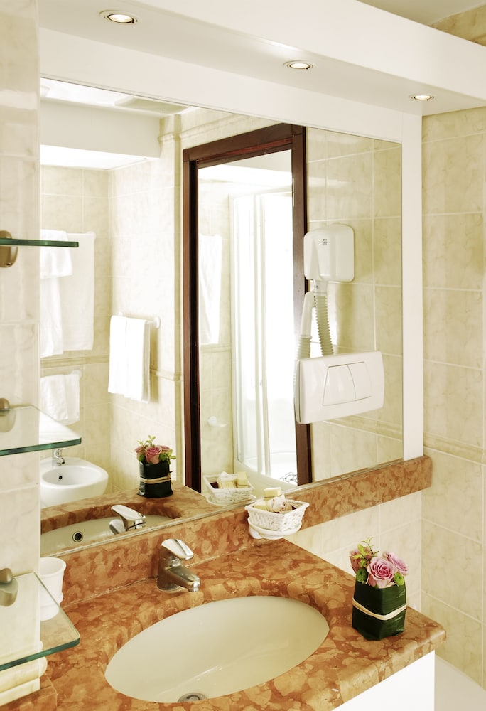 Aparthotel Adagio Rome Vatican — Hotel rooms in Rome, Lazio