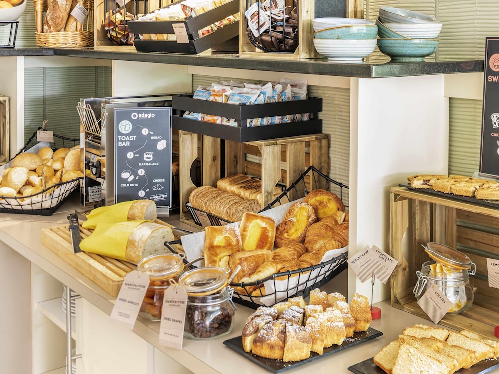 Aparthotel Adagio Rome Vatican — Restaurant & bars in Rome, Lazio