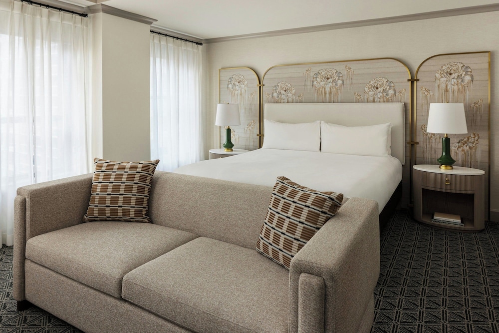 The Talbott, Autograph Collection — Hotel rooms in Chicago, Illinois