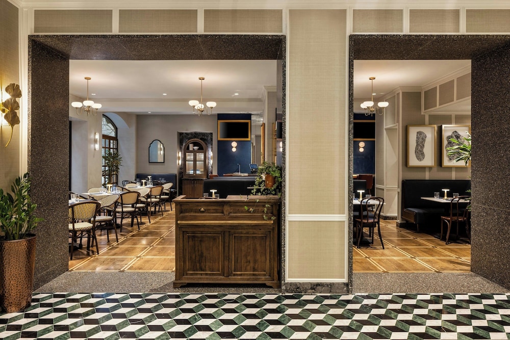 The Talbott, Autograph Collection — Restaurant & bars in Chicago, Illinois