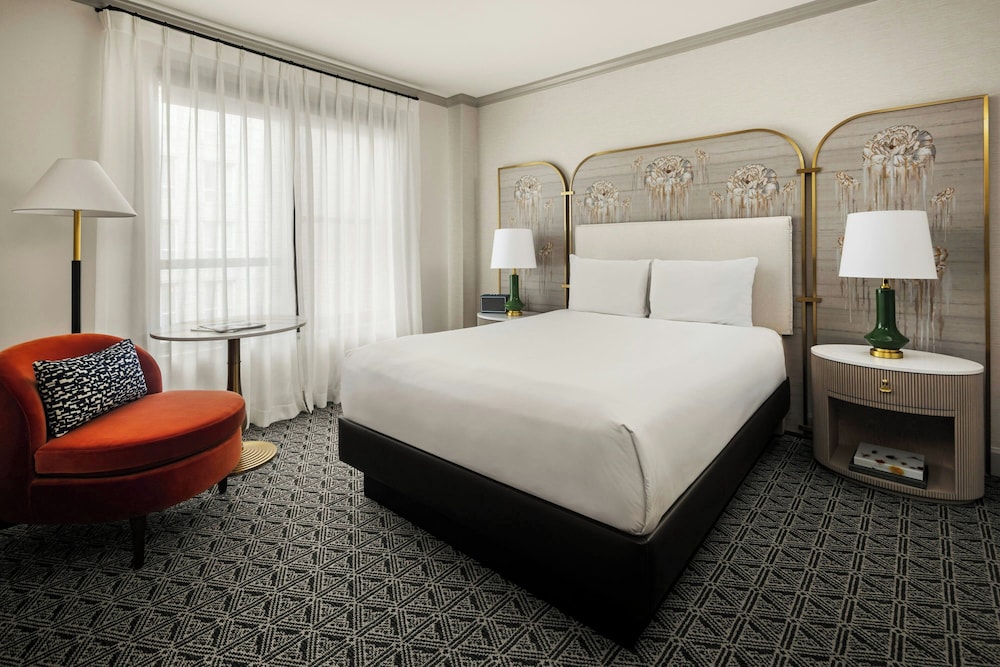 The Talbott, Autograph Collection — Hotel rooms in Chicago, Illinois