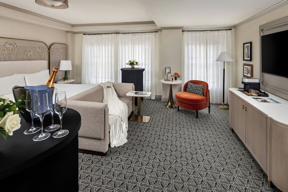 The Talbott, Autograph Collection — Hotel rooms in Chicago, Illinois
