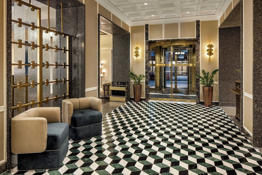The Talbott, Autograph Collection — Hotel building in Chicago, Illinois